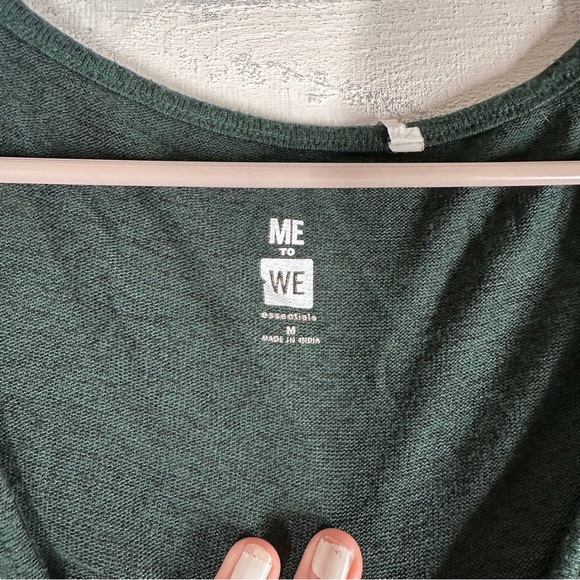 Dark Green Pacsun Crop Top w/ small hole on the bottom left side size M - Picture 2 of 5
